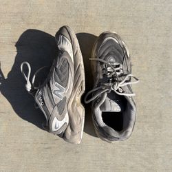 New Balance 725