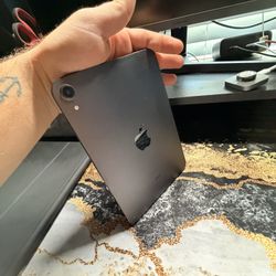 🔥iPad mini 6th gen 64gb with WiFi🔥