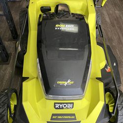 Ryobi 80V Cross Cut Self Propelled 30” Lawn Mower With 10ah Battery And Charger 