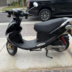 2013 Genuine Scooter Company Buddy 50