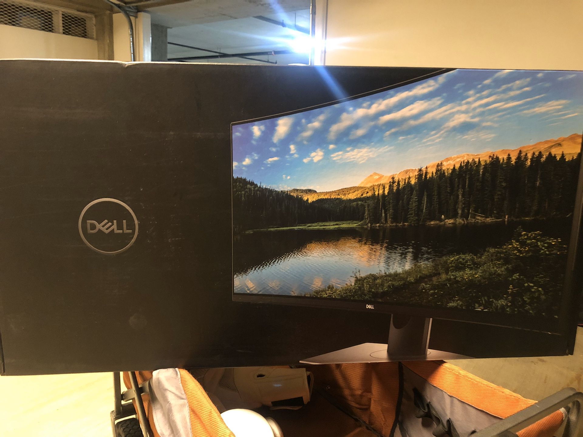 DELL ULTRA SHARP 38 Curved Monitor