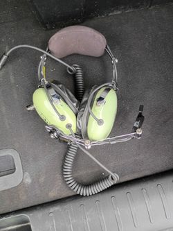 David clark aviation earmuffs.
