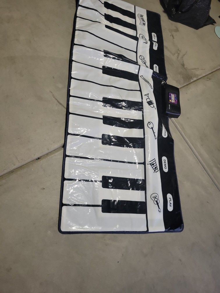 Floor Piano