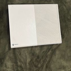 Xbox One - White