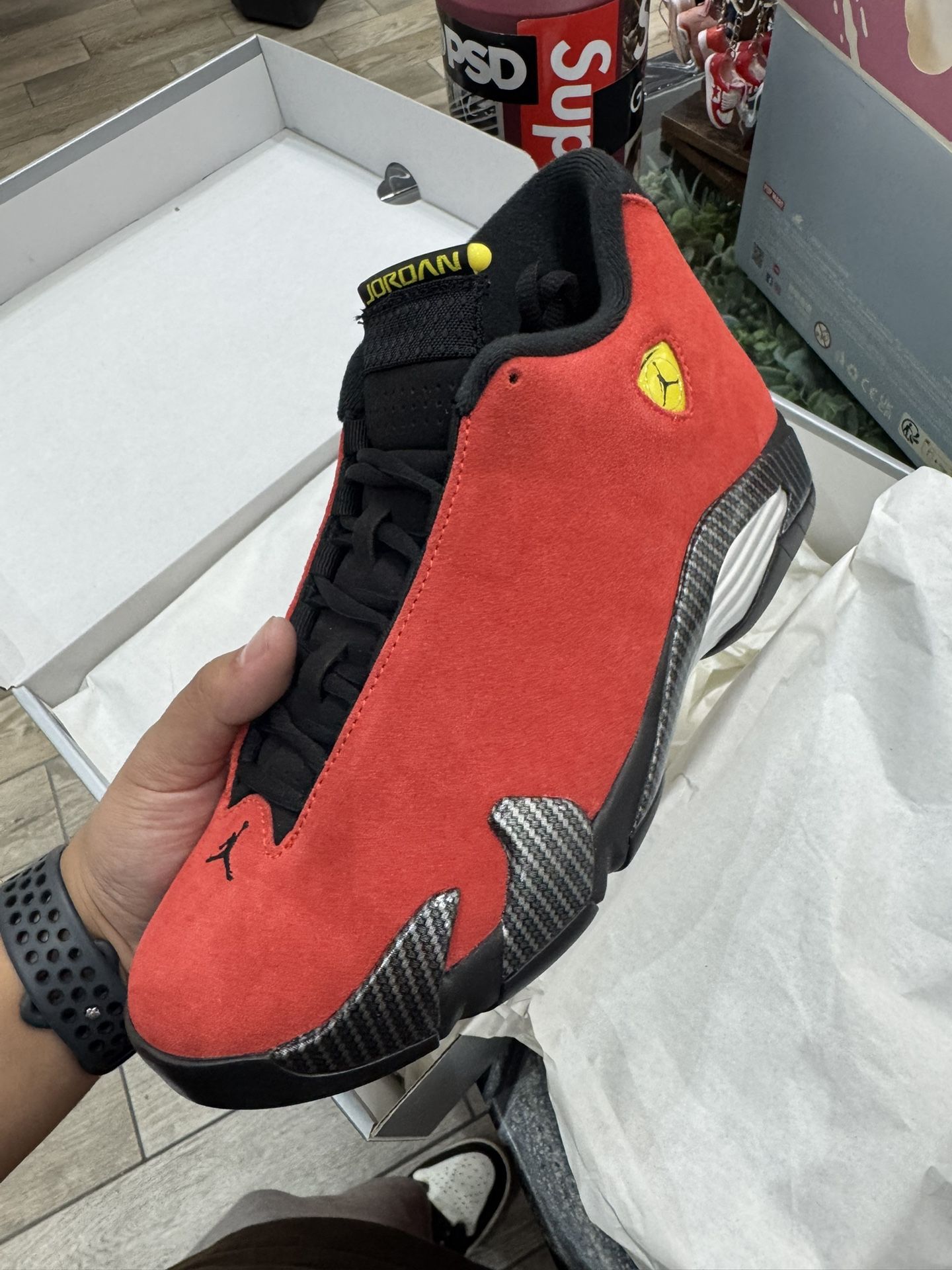 Jordan 14 Ferrari (2025)