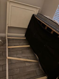 White Twin size Wood Bed Frame with Headboard