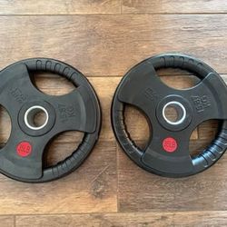 Signature Fitness Pair of 35lb Olympic 2” Rubber Coated Weight Plates for Strength Training