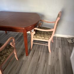 Kitchen Table With Four Chairs 