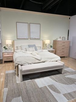 Brand New upholstered Queen bedroom set w/clean lined and textured fabric