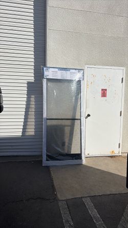 Screen door