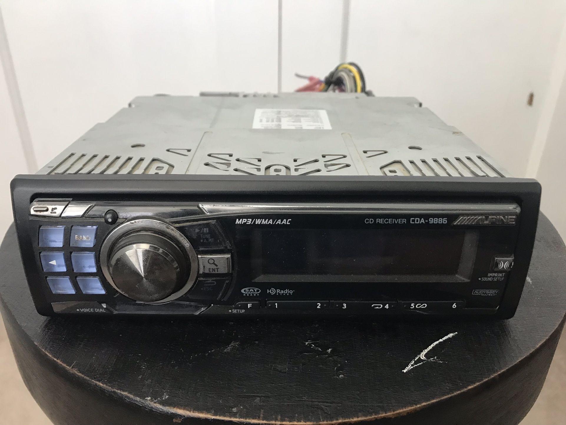 Alpine CDA-9886 Car Stereo