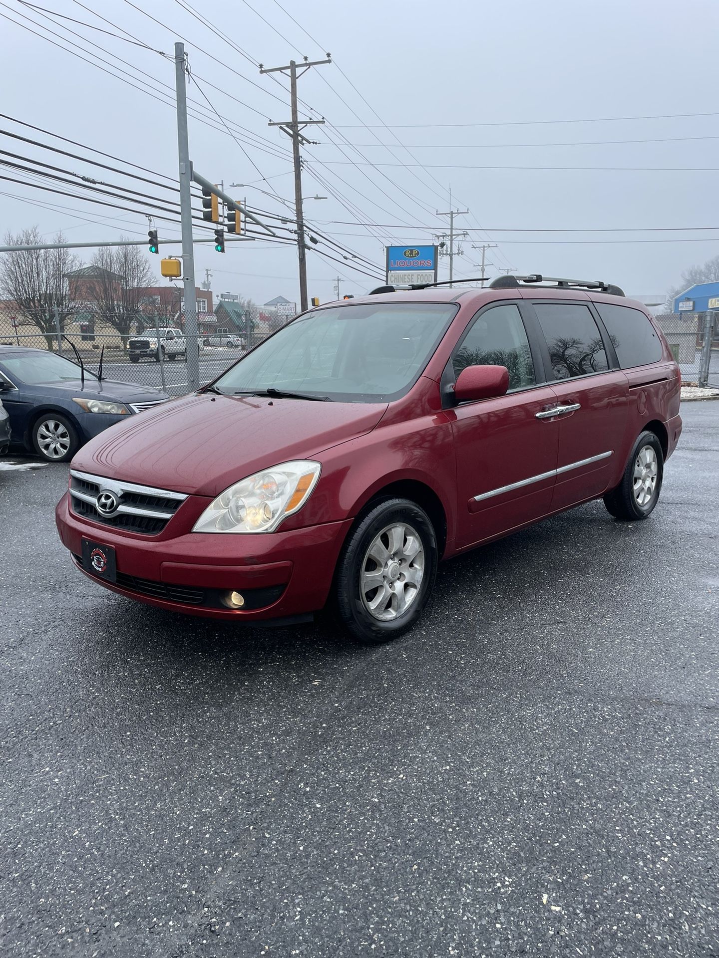 2007 Hyundai Entourage