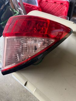 OEM 2016-2018 Honda HRV right tail light