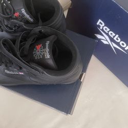 Reebok Classic’s Size 11 