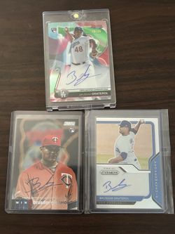 Dodgers Brusdar Graterol (3) card Autographed lot