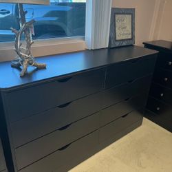 Eight Drawers Dresser 