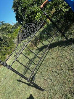 Huge yard sale 1301 shady loop Killeen Tx 76549