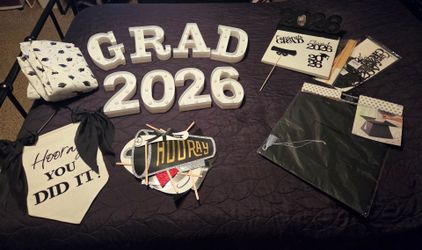 2026 Graduation Party Decor