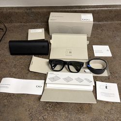 Meta Ray Ban Display with duel charger