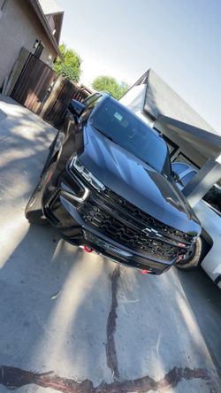 2023 Chevy Tahoe z71 4x4