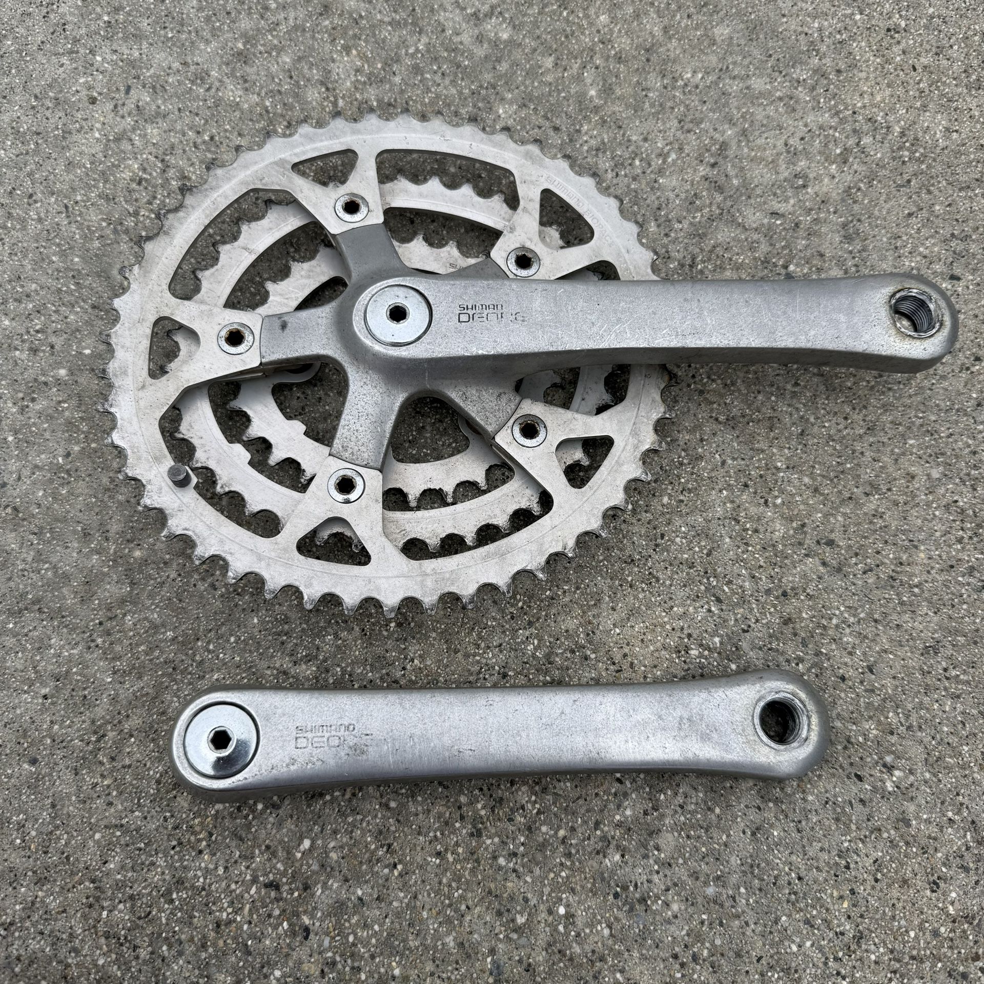 Shimano FC MT60 Crankset w/ Biopace Rings