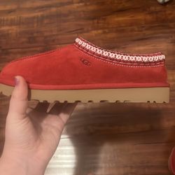 Tasman Red Uggs 
