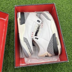 Jordan 3 “White Cement” Size 9.5M