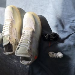 THE TEN NIKE AIR FORCE (OFF WHITE) 