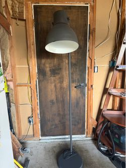 (2) floor lamps
