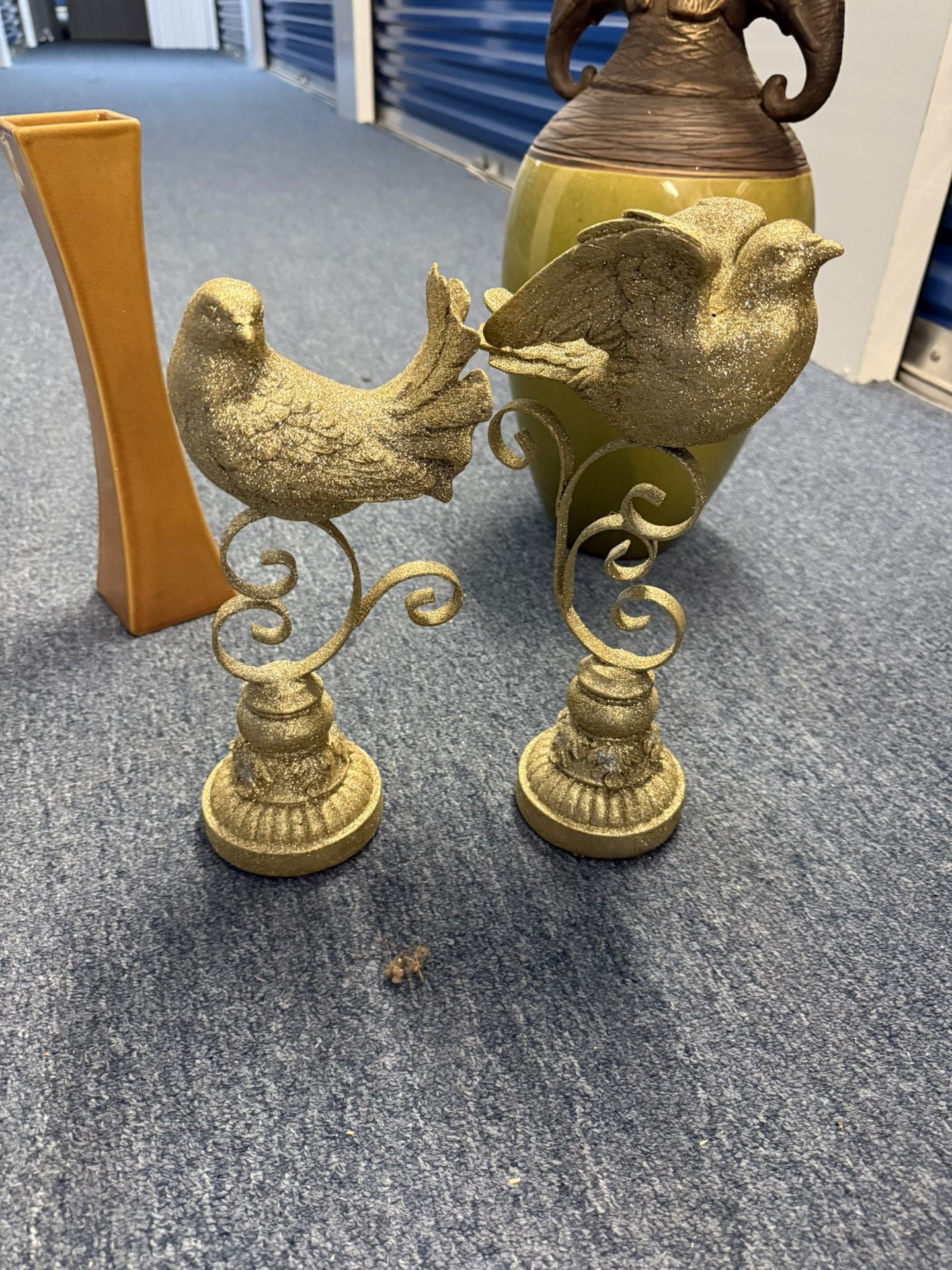 Decorations birds