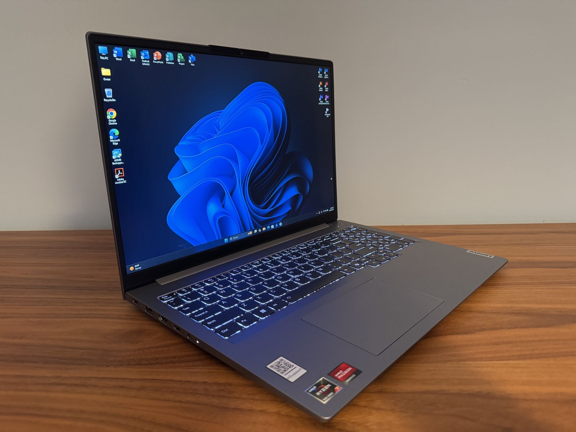 Lenovo ThinkBook 16 G7 ARP 16" Touch Laptop Ryzen 7 7735HS 16GB 512GB SSD W11 Pro - New