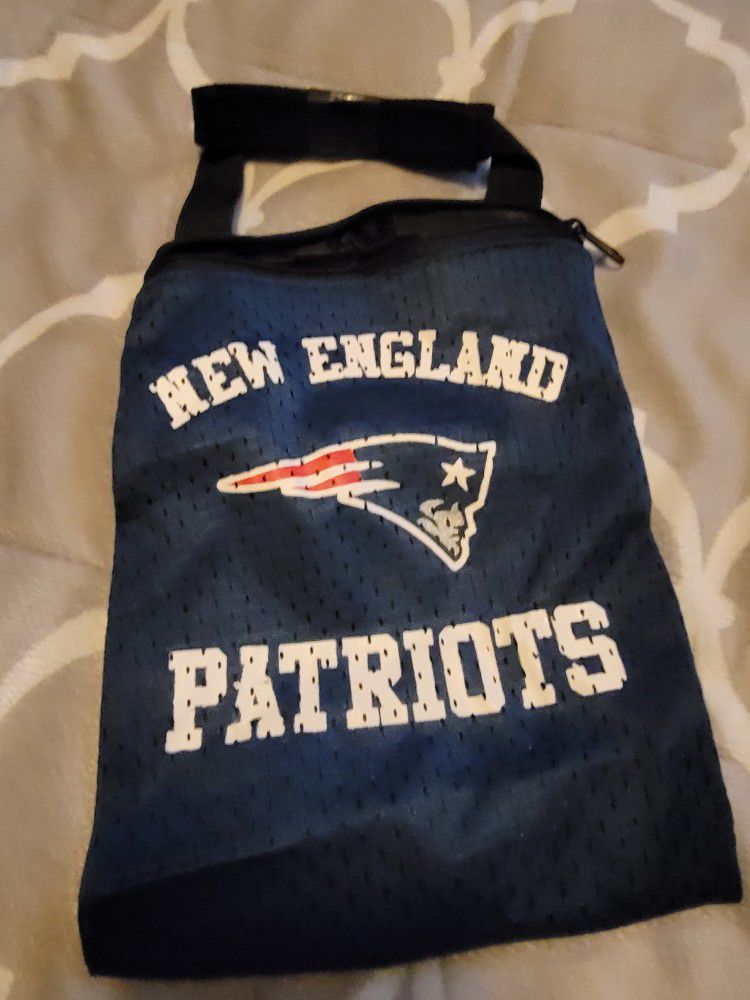 New NFL New England Patriots Jersey Pouch Zipper Purse W Strap 