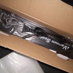 Brand new vacuum sealer with bags