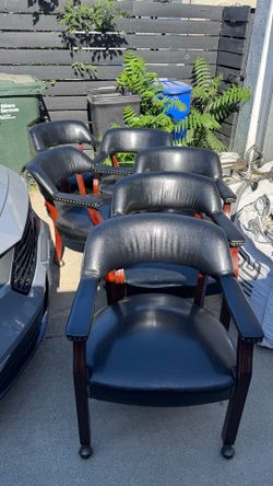 Set of 6 Traditional Wood Reception Office Chairs on Casters