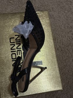 Women’s shoes