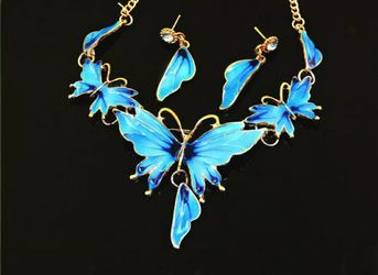 Betsey Johnson Jewelry Charm Blue Enamel Butterfly Golden Chain Necklace