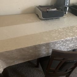 Dinning Table 