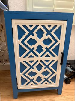 2-shelf Cabinet