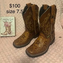 Boots Size 7.5