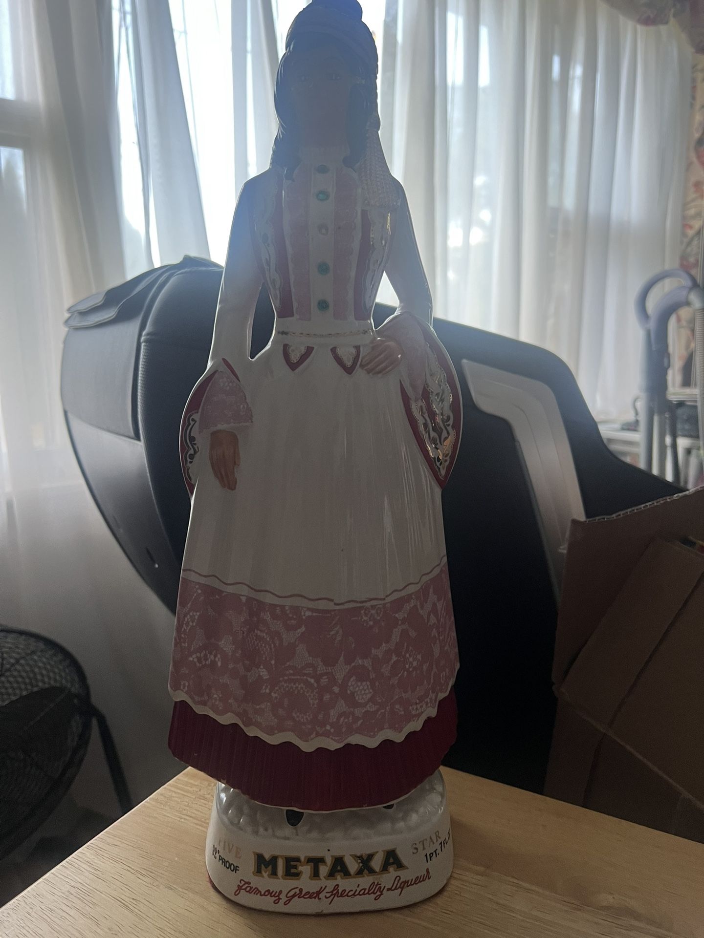 Old Metaka Liqueur Queen Amalia 18 In. Porcelain Figure 1960’s Vintage