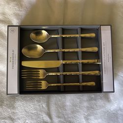 Gold Silver wear