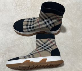 Burberry Kids High Top Sneakers Size 32 /13,5 US