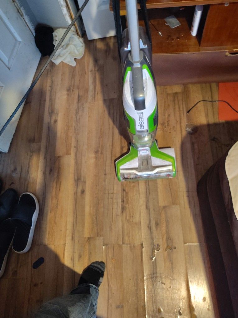 Bissell Swivel Crosswave