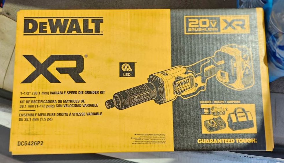 DEWALT 20V MAX Die Grinder with (2) 5.0 Ah Batteries and Charger