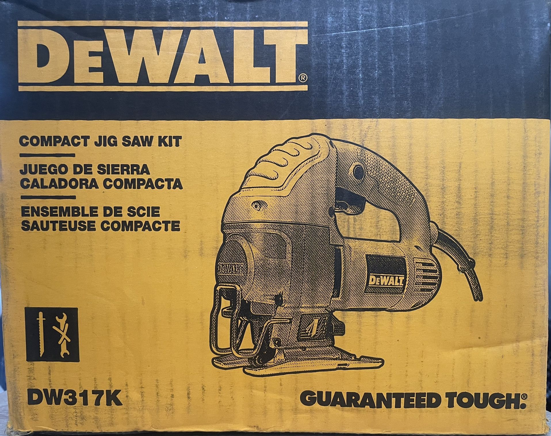 DEWALT Compact Jig Saw Kit  (DW317K)