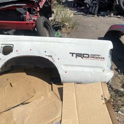 Toyota Tacoma left side Bed