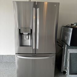 LG Side By Side With Bottom Freezer