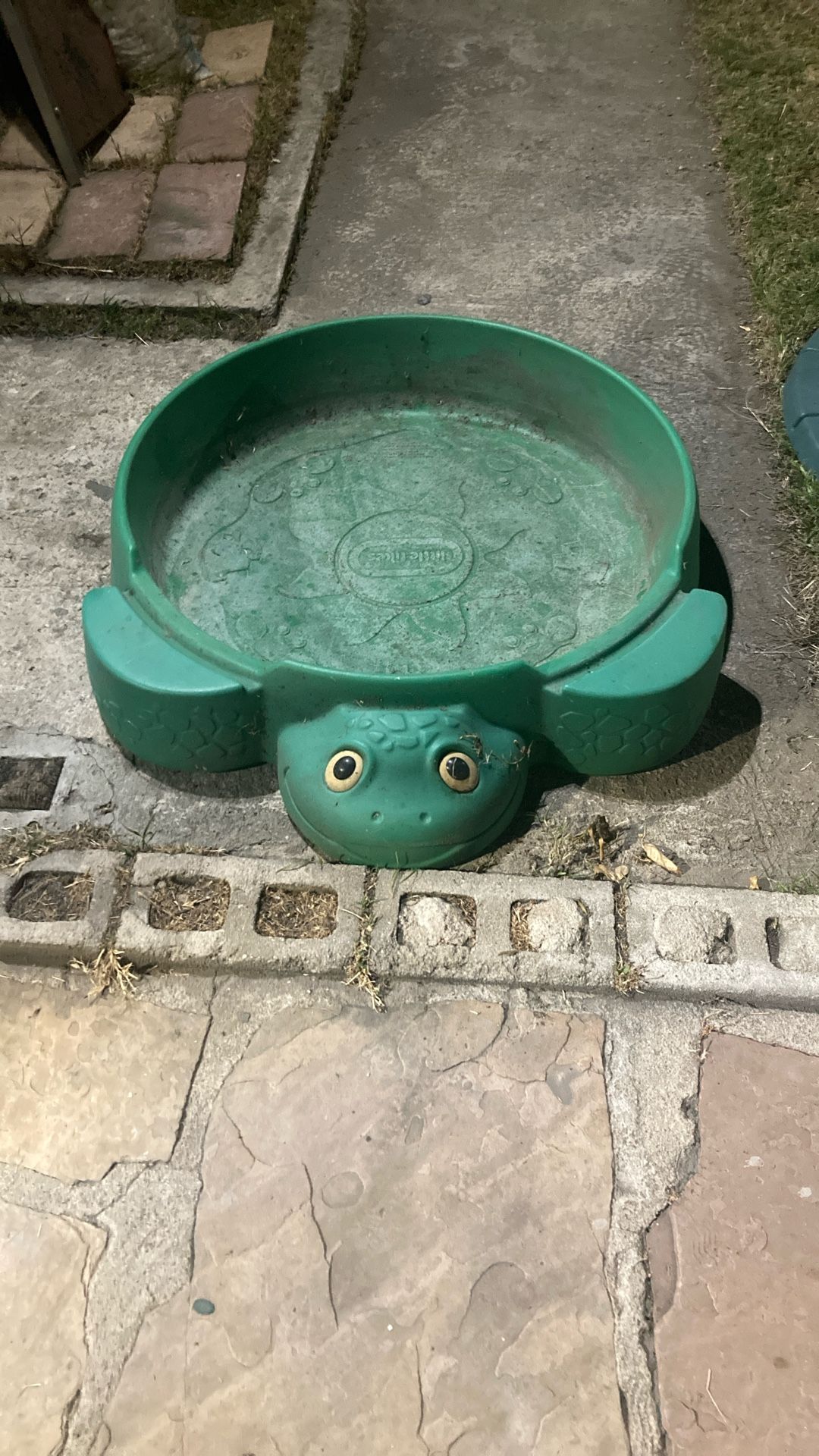 little mate sandbox