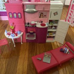Barbie House -Arrange & Rearrange 