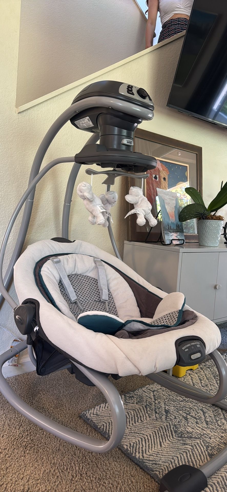 Graco DuetSoothe Swing yand Rocker with Removable Swing Seat and 6 Swinging Speeds for Toddler Swing